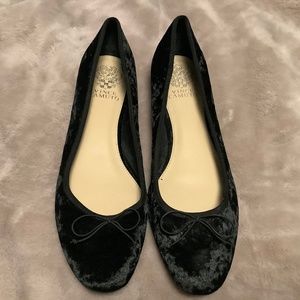 Vince Camuto black velvet ballerina flats